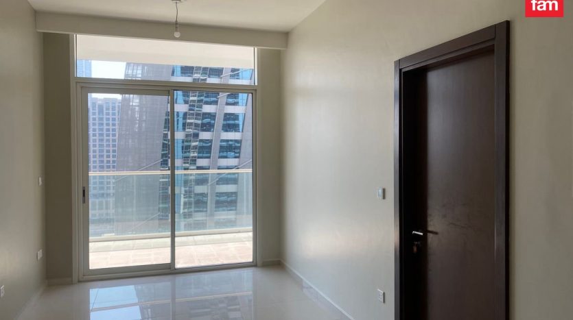 Apartment on Business Bay, Dubai, 2 bedrooms, 84.4 m2 / per year