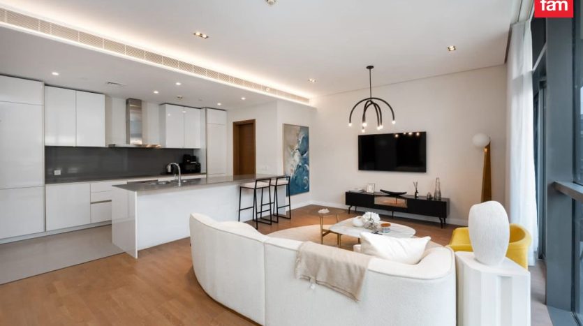 Apartment on Al Wasl, Dubai, 1 bedroom, 107.7 m2 / per year