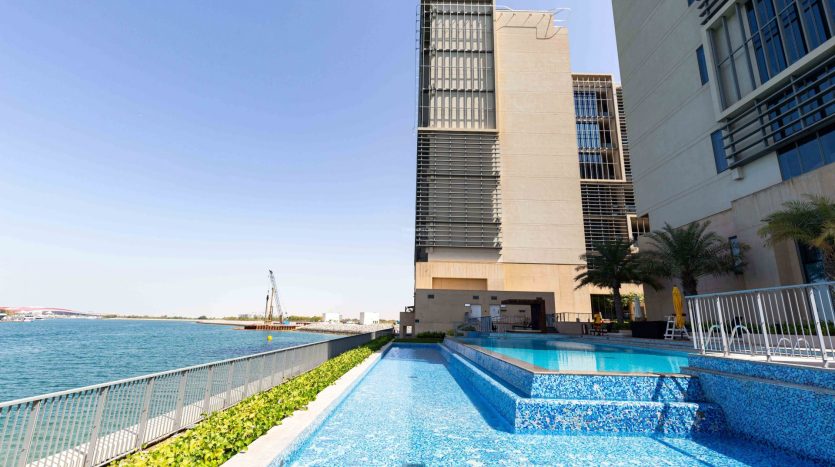 Квартира в Al Raha Beach, Абу-Даби, 2 спальни, 105.9 м2 / в год