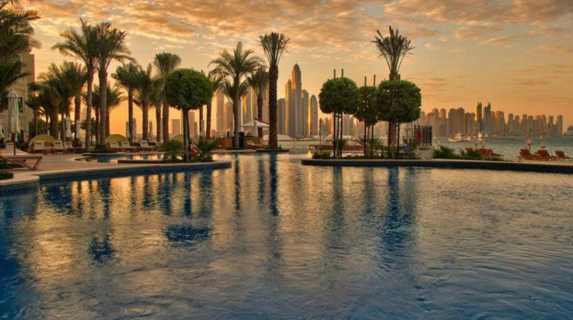 Apartment on Palm Jumeirah, Dubai, 1 bedroom, 117.5 m2 / per year