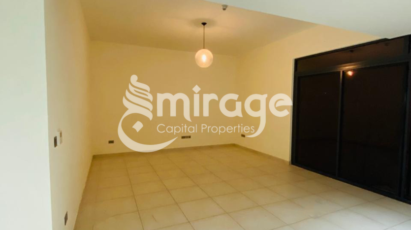 Villa on Yas Island, Abu-Dhabi, 5 bedrooms, 643.8 m2 / per year