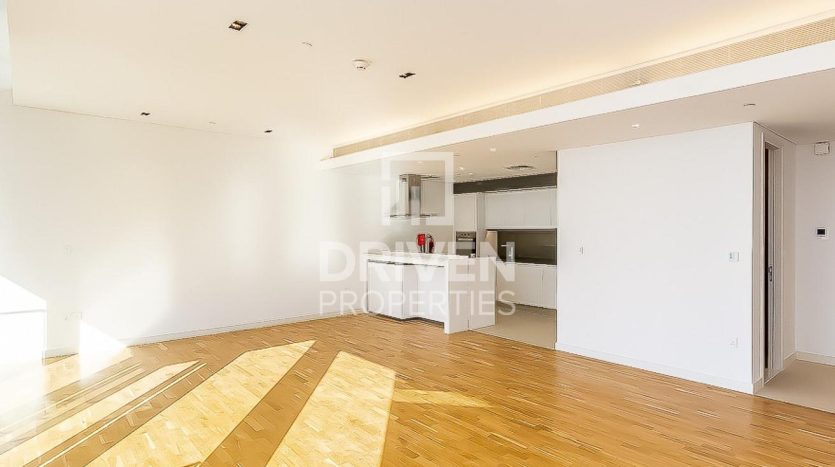 Apartment on Bluewaters, Dubai, 1 bedroom, 104 m2 / per year
