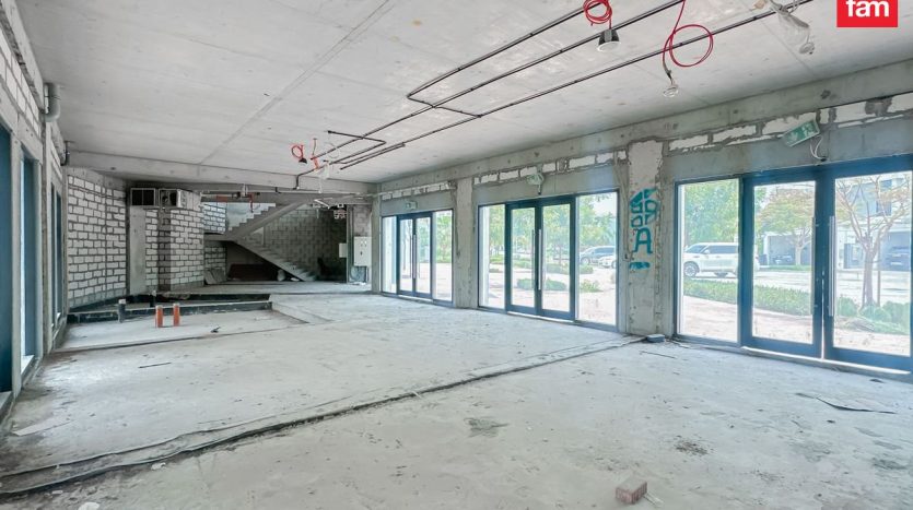 Shop on Motor City, Dubai, 2248.2 m2 / per year