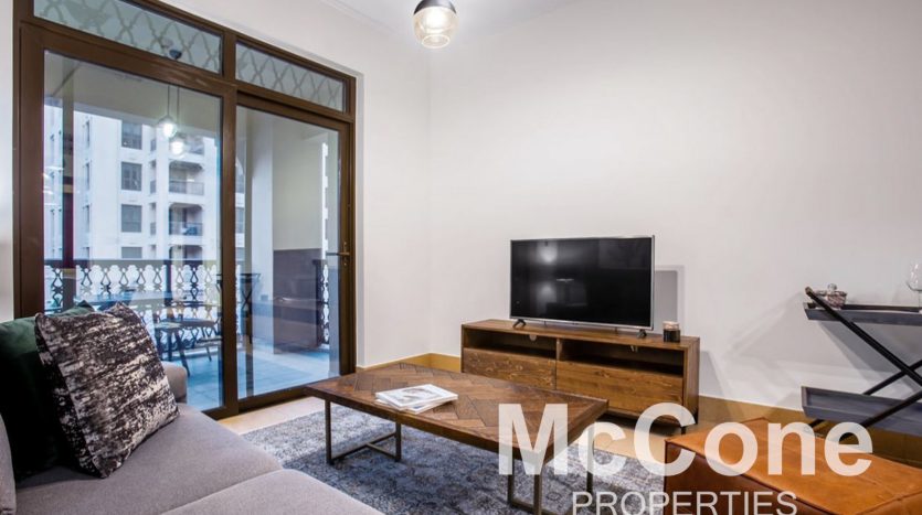 Apartment on Old Town, Dubai, 1 bedroom, 76.27 m2 / per year