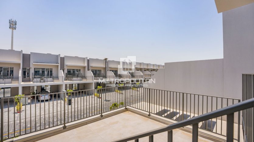 Townhouse on Mohammed Bin Rashid City, Dubai, 3 bedrooms, 129 m2 / per year