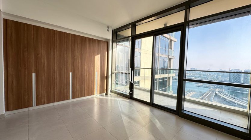Apartment on Al Reem, Abu-Dhabi, 2 bedrooms, 172 m2 / per year