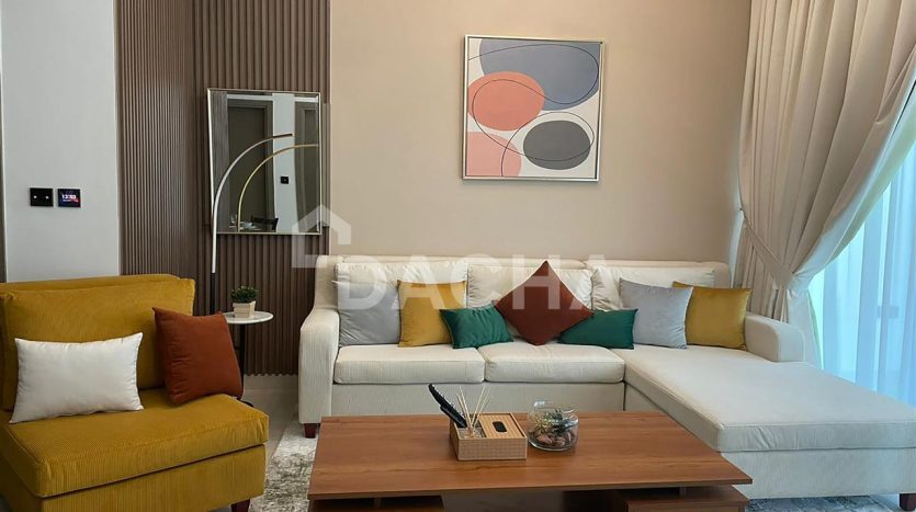Apartment on Business Bay, Dubai, 2 bedrooms, 123.7 m2 / per year