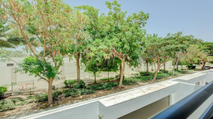 Townhouse on Al Sufouh, Dubai, 4 bedrooms, 179 m2 / per year