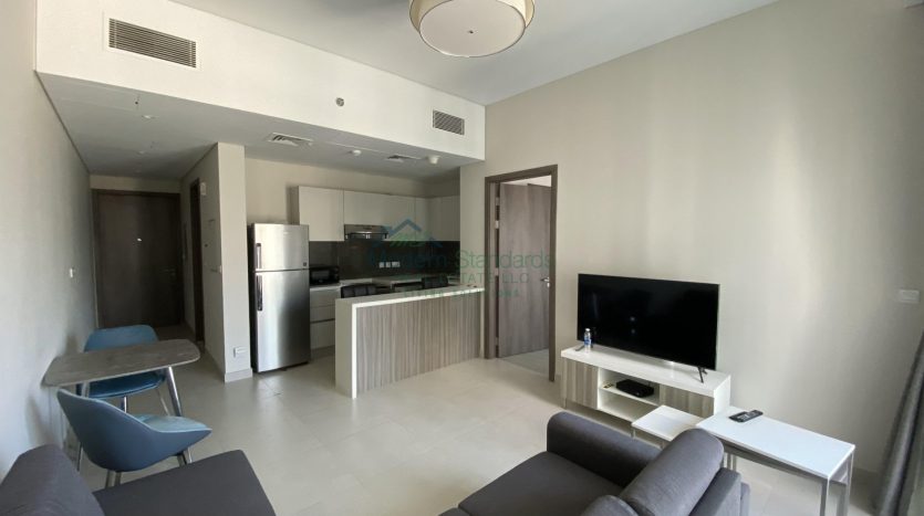 Apartment on Business Bay, Dubai, 1 bedroom, 948 m2 / per month