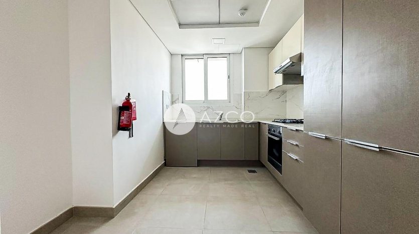 Apartment on Jumeirah Village Circle, Dubai, 2 bedrooms, 210 m2 / per year