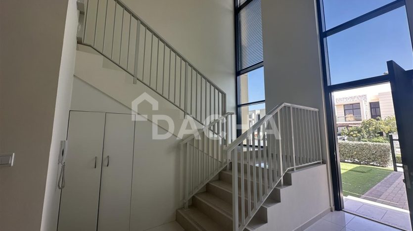 Villa on DAMAC Hills (Akoya by DAMAC), Dubai, 3 bedrooms, 223 m2 / per year