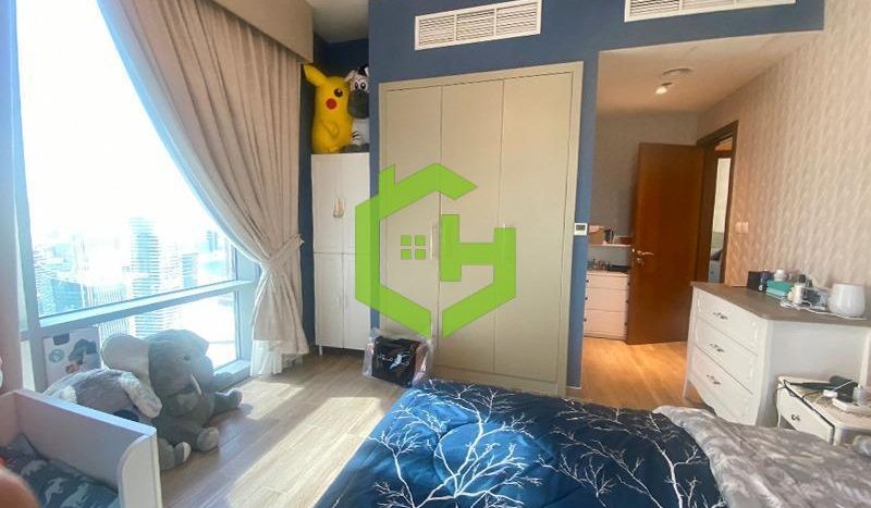 Apartment on Business Bay, Dubai, 3 bedrooms, 180.3 m2 / per year