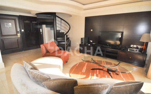 Apartment on Jumeirah Beach Residence, Dubai, 1 bedroom, 136 m2 / per year