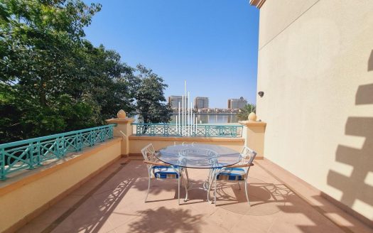 Villa on Al Raha Beach, Abu-Dhabi, 3 bedrooms, 464.5 m2 / per year