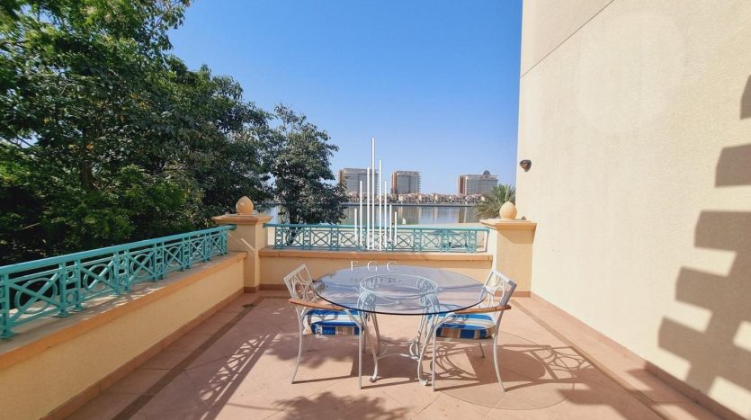 Вилла в Al Raha Beach, Абу-Даби, 3 спальни, 464.5 м2 / в год