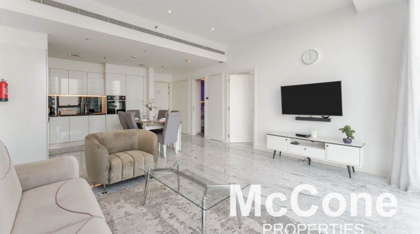 Apartment on Business Bay, Dubai, 1 bedroom, 60.76 m2 / per year
