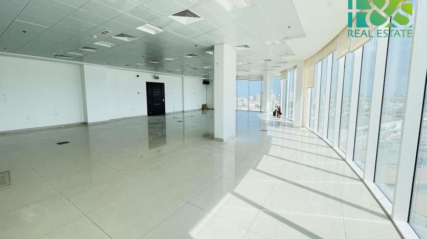 Офис в Ras-al-khaimah, 185.8 м2 / в год