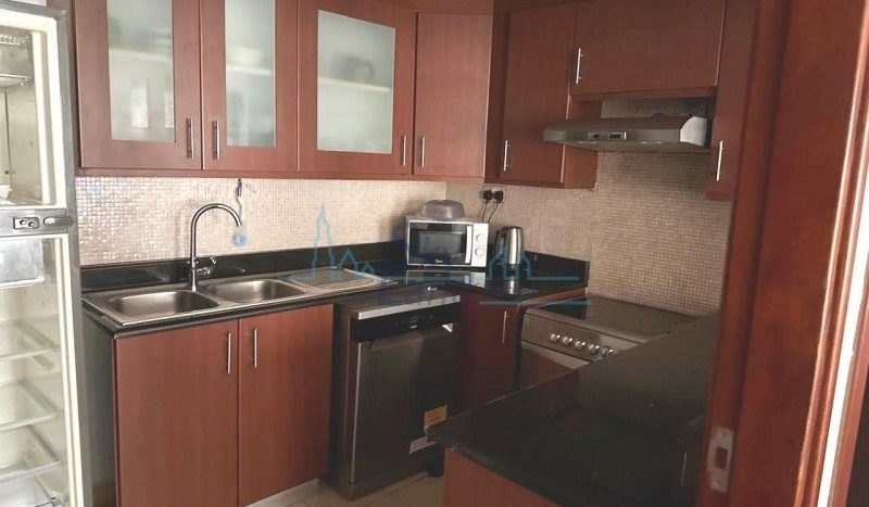 Apartment on Jumeirah Beach Residence, Dubai, 2 bedrooms, 131.8 m2 / per year