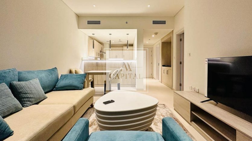 Apartment on Palm Jumeirah, Dubai, 1 bedroom, 59.7 m2 / per year