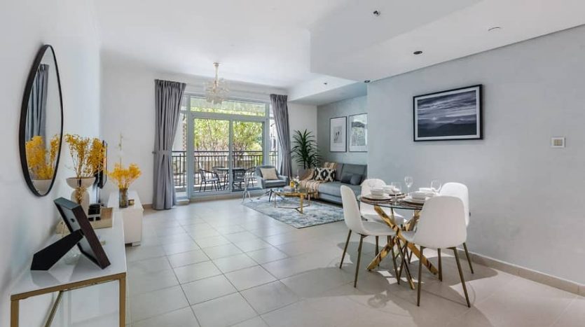 Apartment on Downtown Burj Dubai, 1 bedroom, 115 m2 / per year