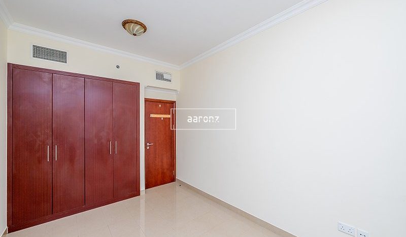 Apartment on Dubai Marina, 1 bedroom, 80.8 m2 / per year