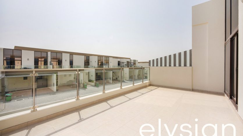 Townhouse on Mohammed Bin Rashid City, Dubai, 4 bedrooms, 288 m2 / per year