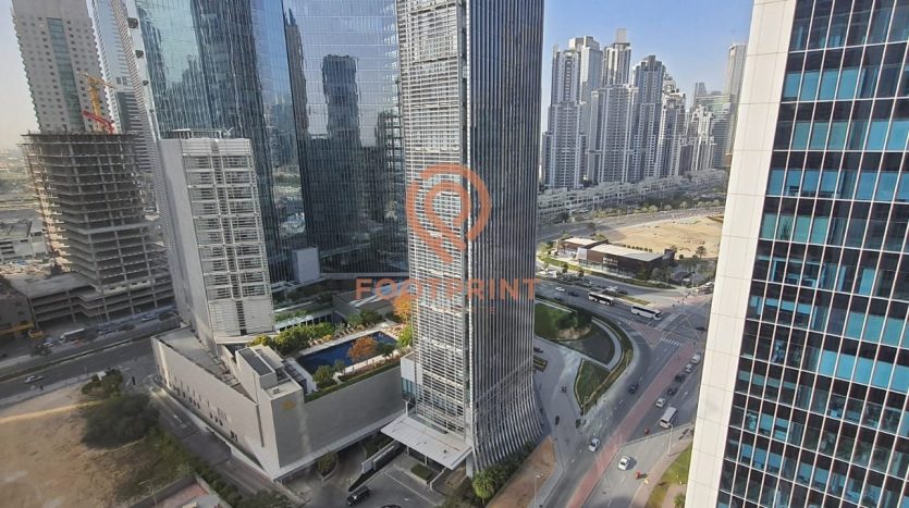 Office on Business Bay, Dubai, 93.7 m2 / per year