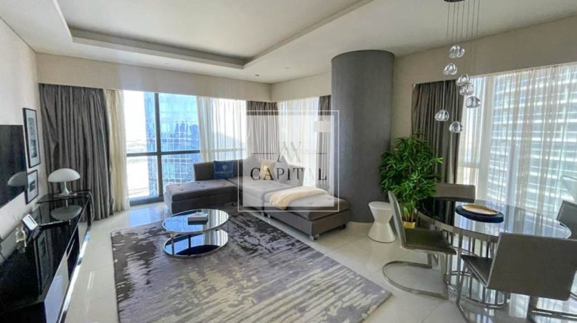 Apartment on Business Bay, Dubai, 2 bedrooms, 140.9 m2 / per year