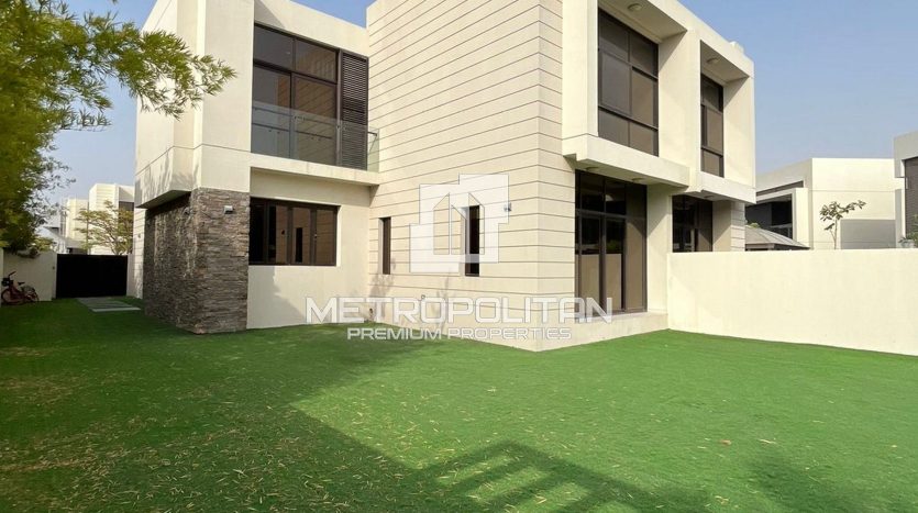 Villa on DAMAC Hills (Akoya by DAMAC), Dubai, 4 bedrooms, 505 m2 / per year