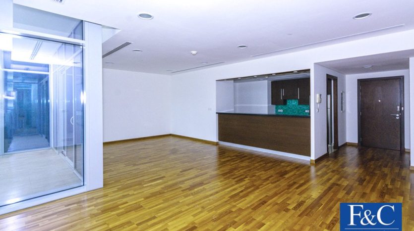 Apartment on DIFC, Dubai, 2 bedrooms, 162.6 m2 / per year