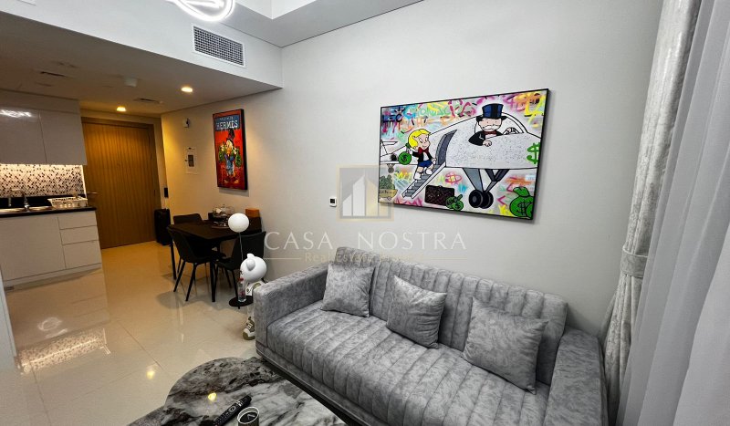 Apartment on Business Bay, Dubai, 1 bedroom, 52.6 m2 / per year