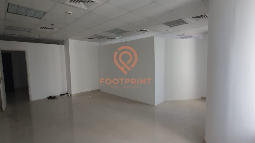 Office on Business Bay, Dubai, 93.7 m2 / per year