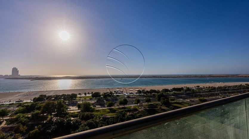 Квартира в Corniche Road, Абу-Даби, 3 спальни, 223 м2 / в год