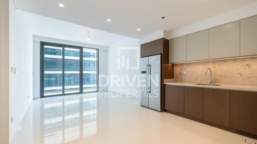 Apartment on Dubai Harbour, Dubai, 2 bedrooms, 103 m2 / per year