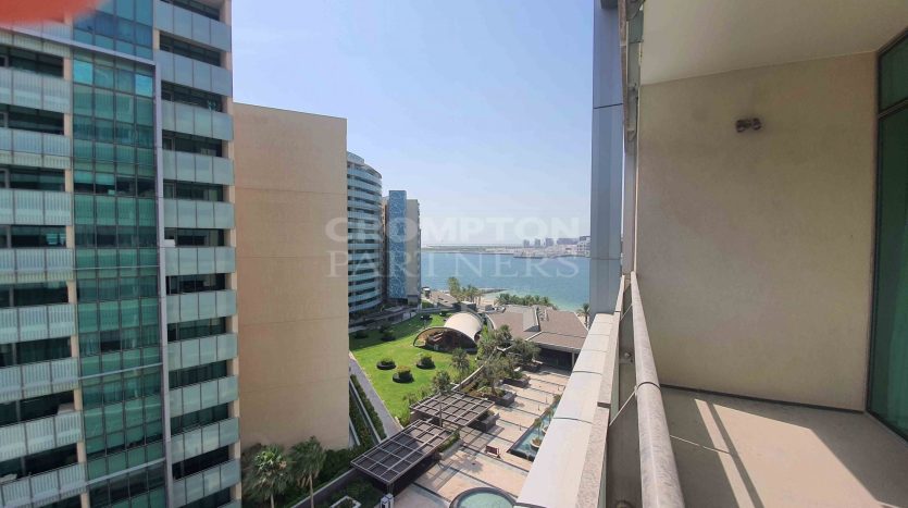 Apartment on Al Raha Beach, Abu-Dhabi, 2 bedrooms, 139.4 m2 / per year