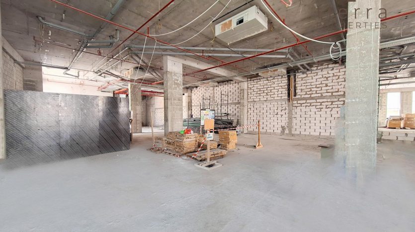 Shop on Al Satwa, Dubai, 520.3 m2 / per year