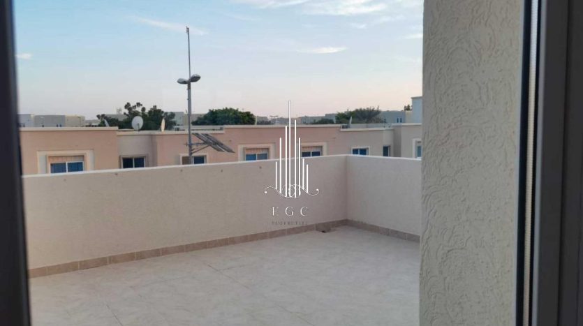 Villa on Al Reef, Abu-Dhabi, 5 bedrooms, 273.3 m2  | Foto 1