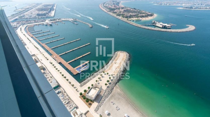Apartment on Dubai Harbour, Dubai, 2 bedrooms, 108 m2 / per year
