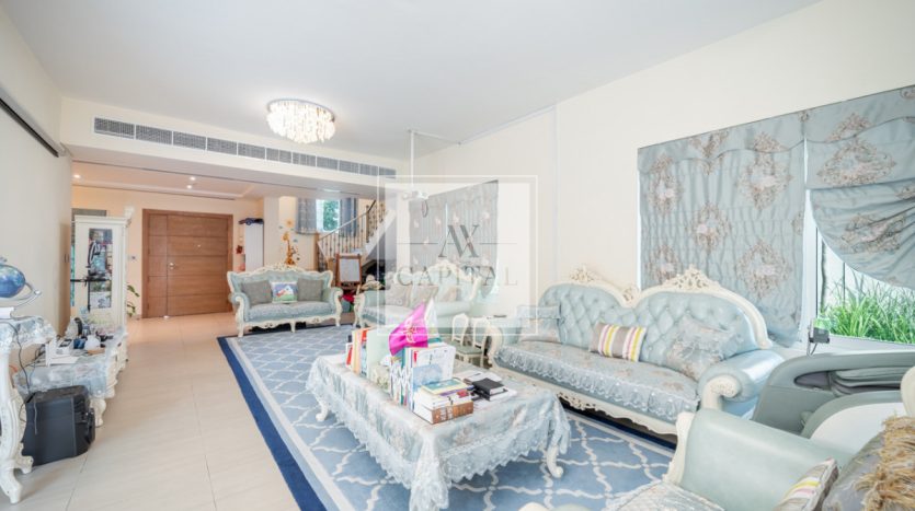 Вилла в Jumeirah Park, Дубай, 4 спальни, 510 м2 / в год
