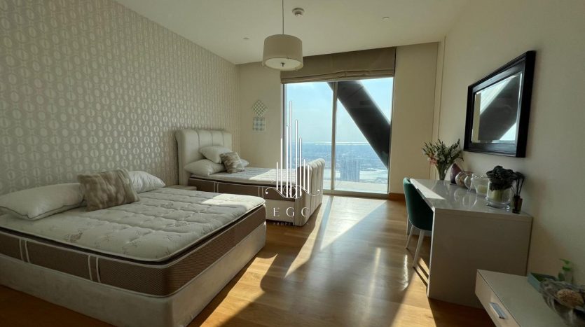 Penthouses on Al Reem, Abu-Dhabi, 5 bedrooms, 850.1 m2 / per year