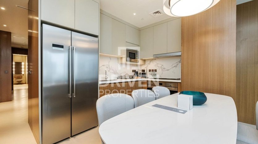 Apartment on Downtown Burj Dubai, 3 bedrooms, 165 m2 / per year