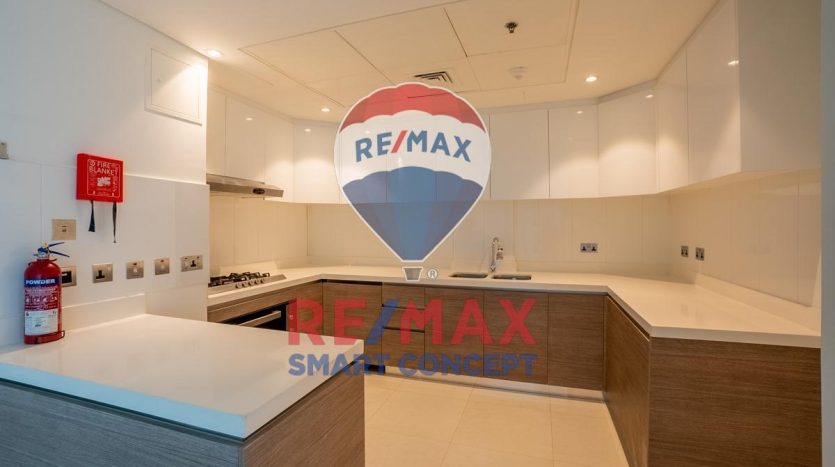 Apartment on Al Raha Beach, Abu-Dhabi, 3 bedrooms, 221.1 m2 / per year