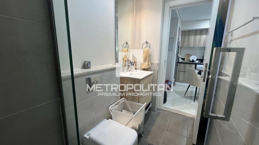 Квартира в DAMAC Hills (Akoya by DAMAC), Дубай, 1 спальня, 40 м2 / в месяц