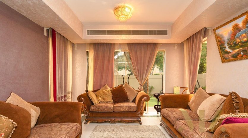 Villa on The Lakes, Dubai, 3 bedrooms, 327.9 m2  | Foto 3