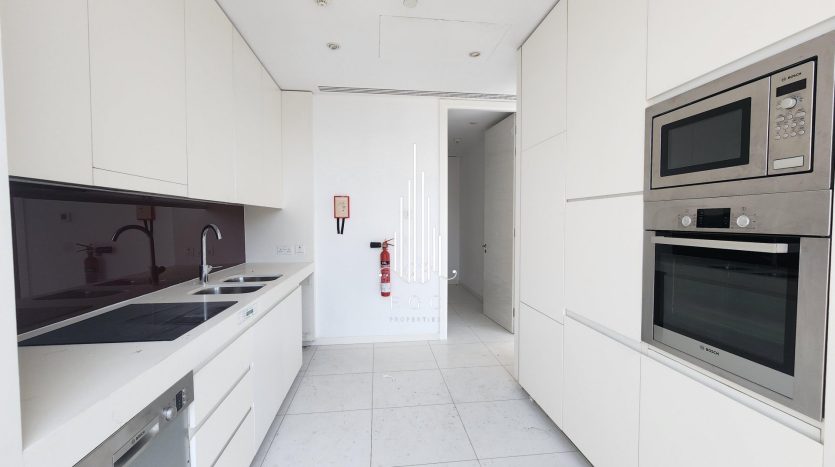 Квартира в Corniche Road, Абу-Даби, 3 спальни, 256.4 м2 / в год