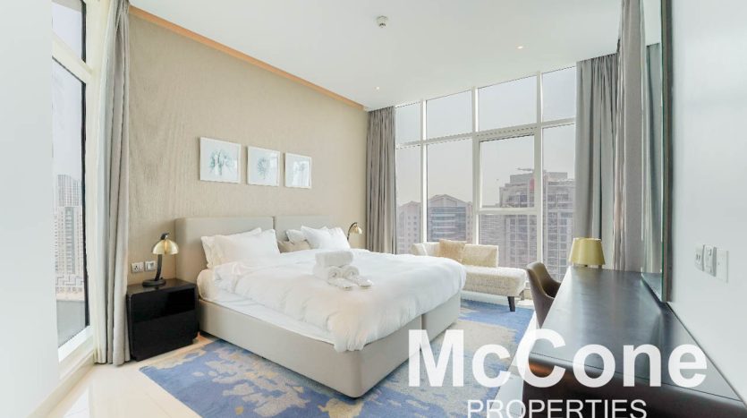 Apartment on Business Bay, Dubai, 1 bedroom, 74.42 m2 / per year