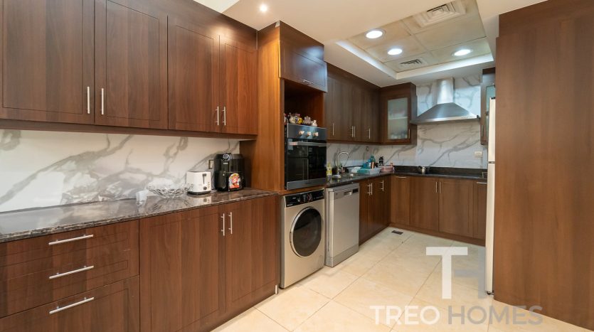 Townhouse on Mudon, Dubai, 4 bedrooms, 311 m2  | Foto 3