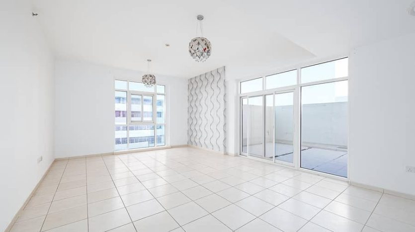 Apartment on Dubai Sports City, Dubai, 2 bedrooms, 197 m2  | Foto 1