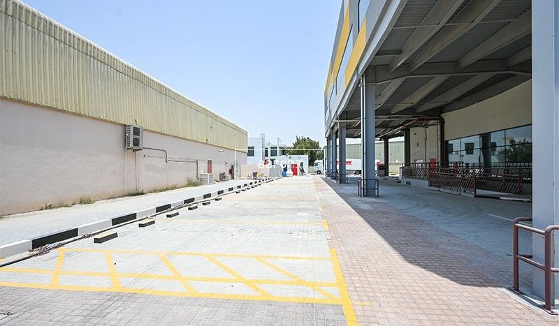 Магазин в Дубай Инвестмент Парк, Дубай, 5574.1 м2 / в год