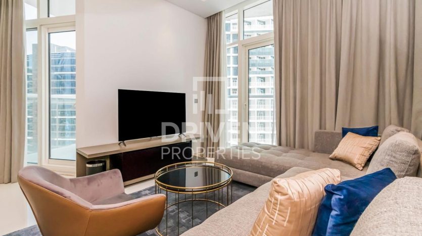 Apartment on Business Bay, Dubai, 1 bedroom, 86 m2 / per year